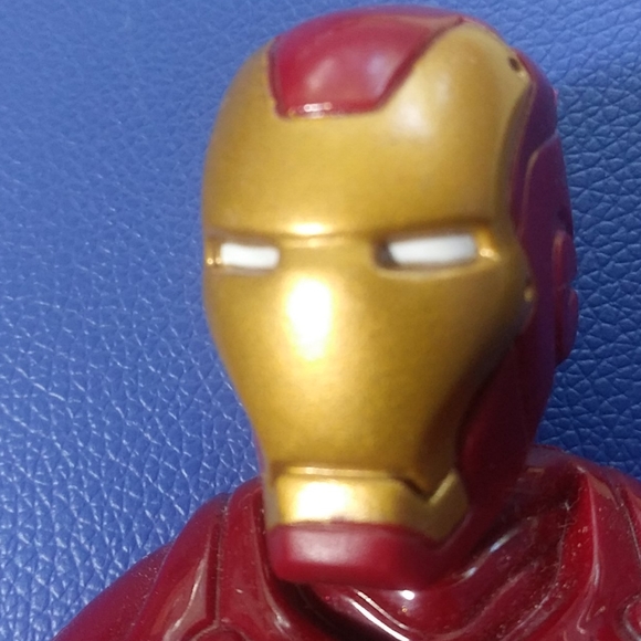 Marvel's Iron Man, Captain America, & THOR,12 INCH - Picture 9 of 12